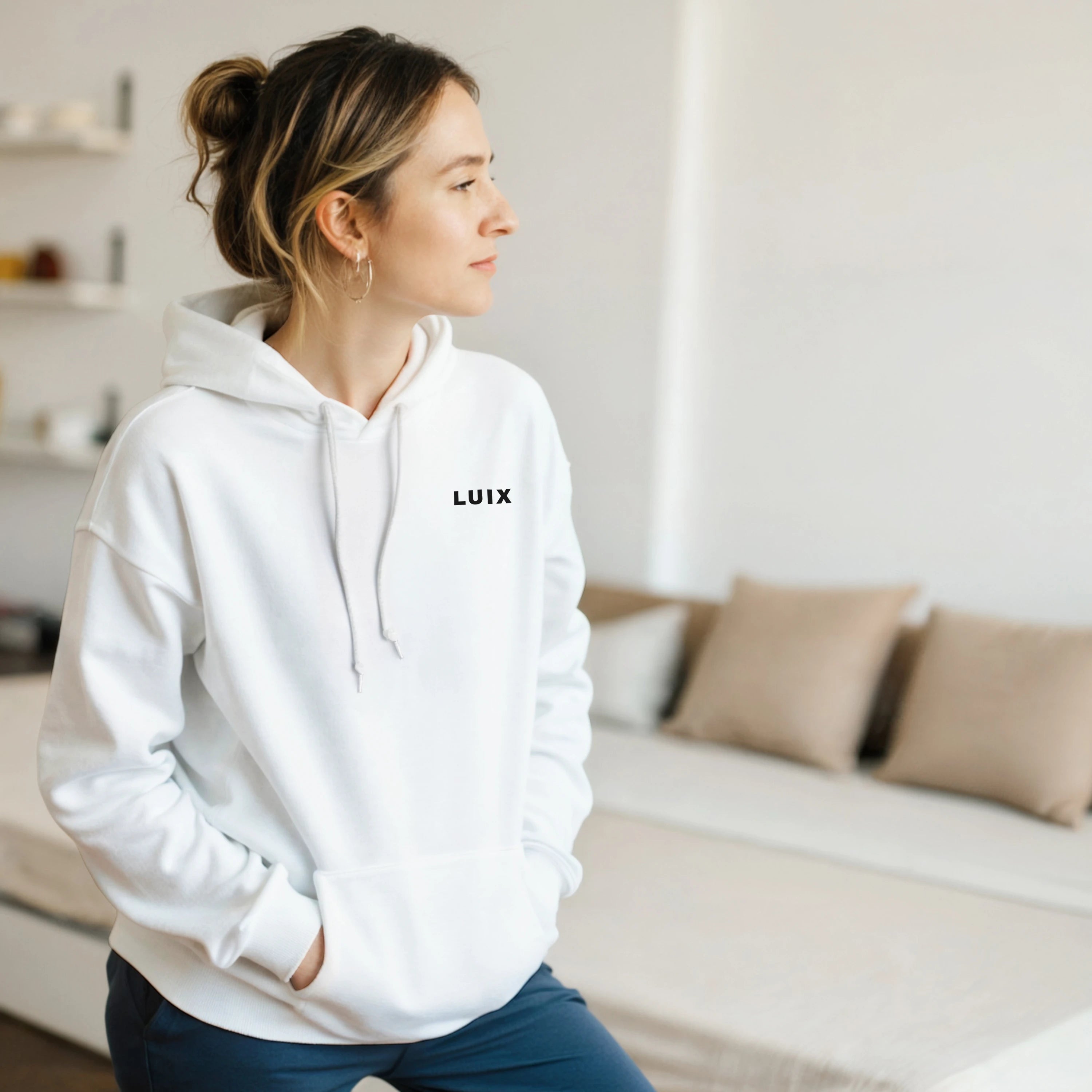 LUIX Essential Hoodie - Weiß